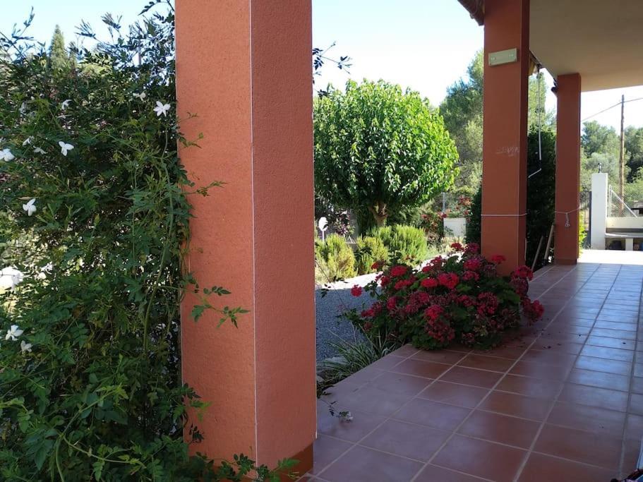 Casa junto al lago Jérica Exterior foto