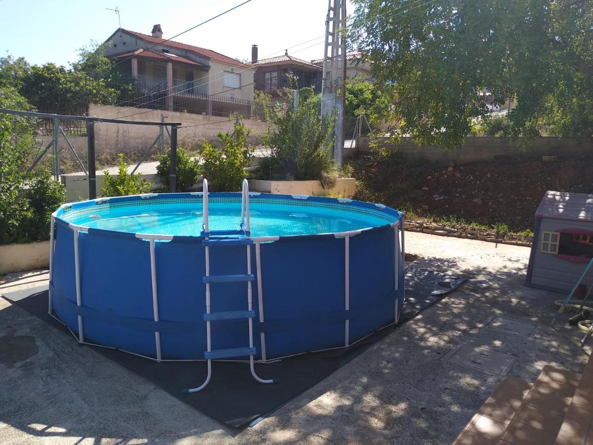 Casa junto al lago Jérica Exterior foto